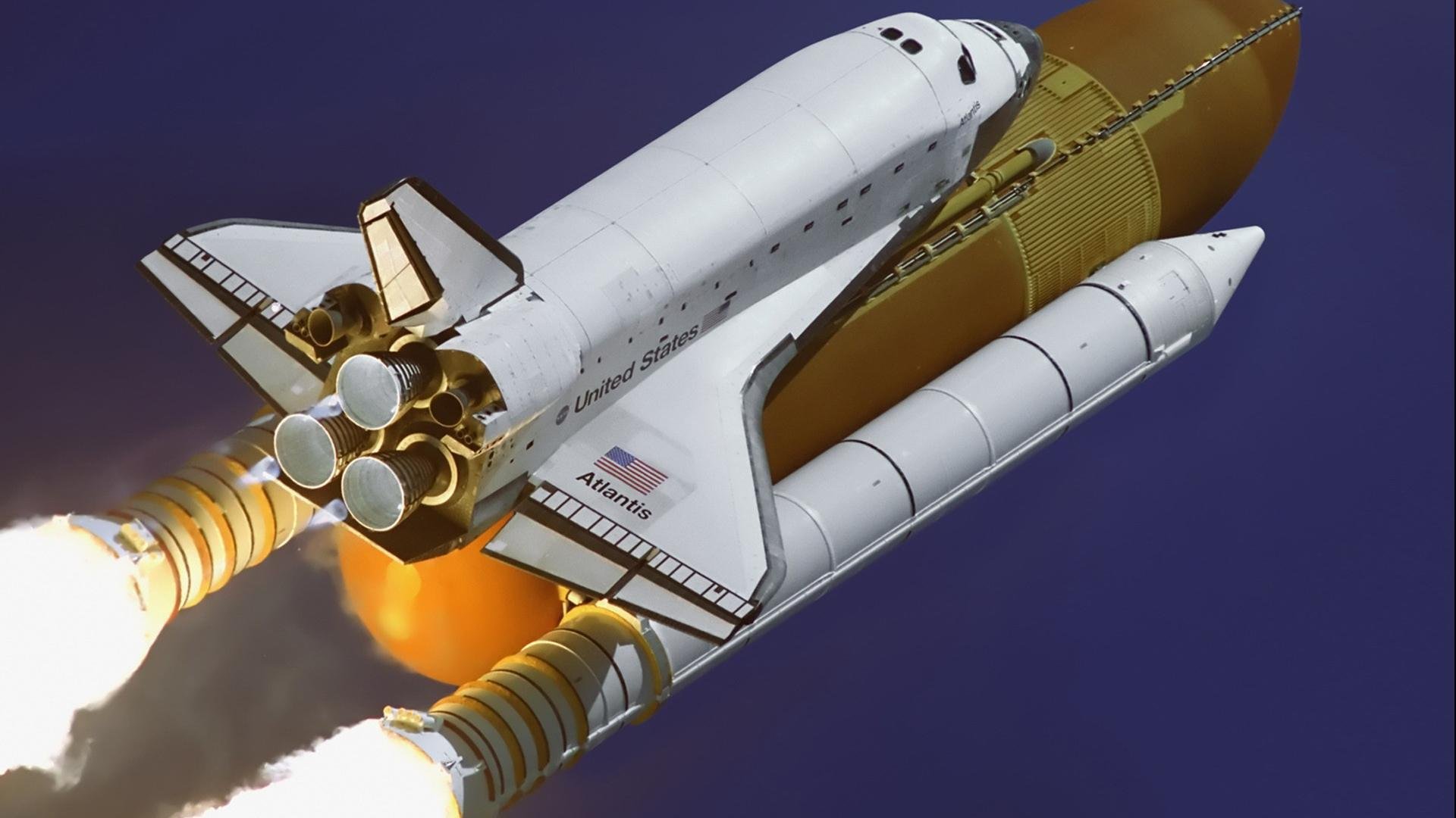 球场“铁血防线”:最难攻破的防守阵容盘点,铁血防守vs极致进攻