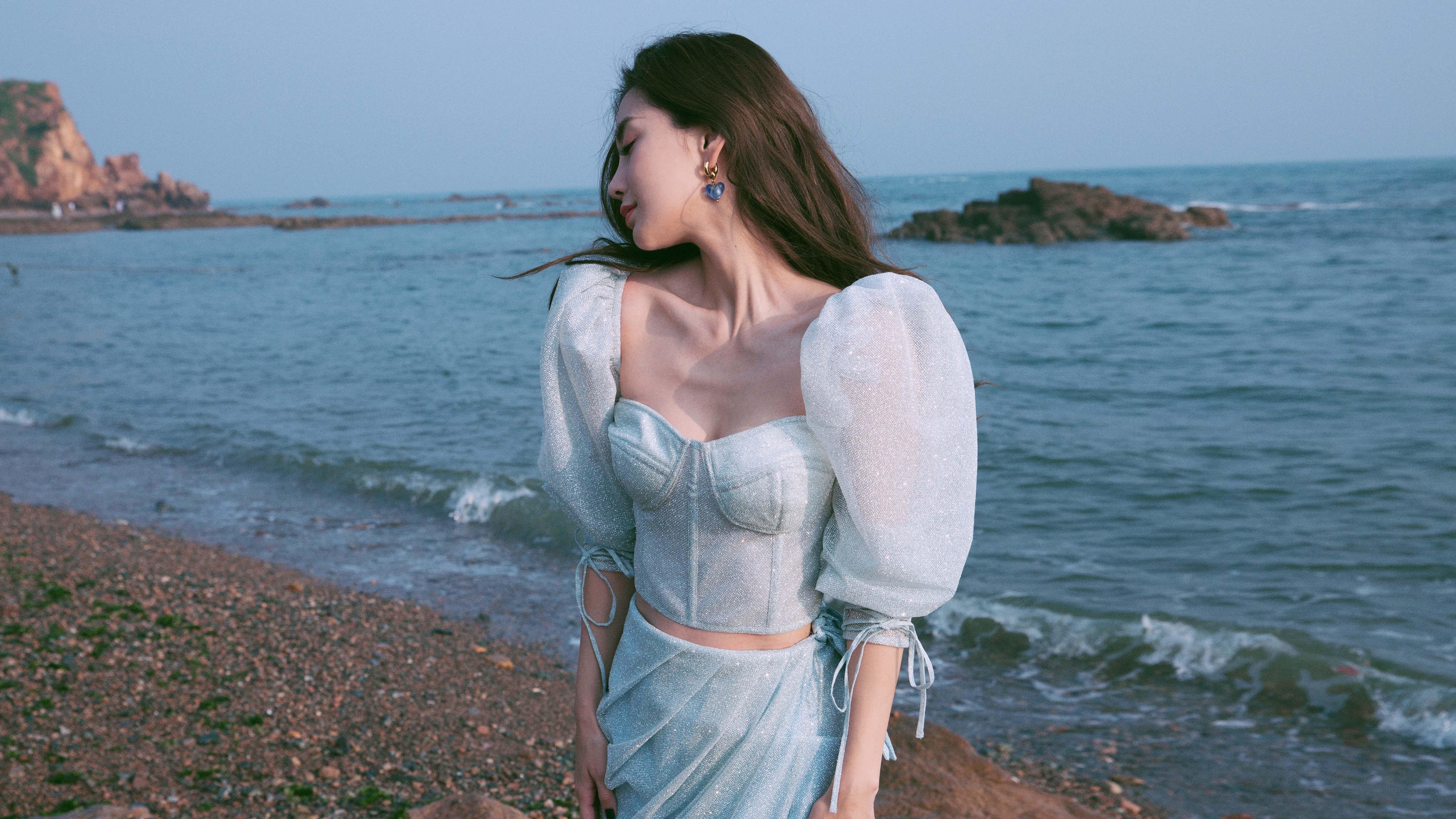 kaiyun.com-球场“铁血防线”：最难攻破的防守阵容，防守铁原